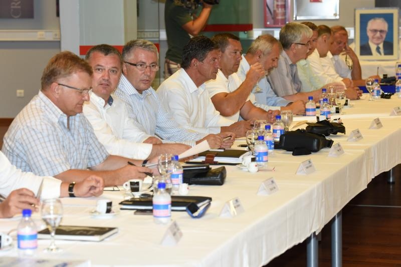 U SC Višnjik u dvorani Krešimir Ćosić održana 43. sjednica Predsjedništva Hrvatske demokratske zajednice.  Photo: Dino Stanin/PIXSELL