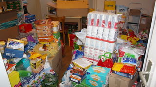 Zadarski sportaši i sportski novinari velikog srca napunili Socijalnu samoposlugu Zadarski sportaši i sportski novinari velikog srca napunili Socijalnu samoposlugu