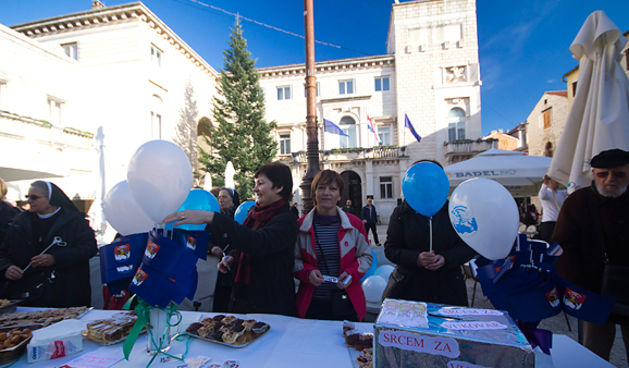 Humanitarna akcija ‘’Vukovaru za dar” (foto:Saša Čuka)