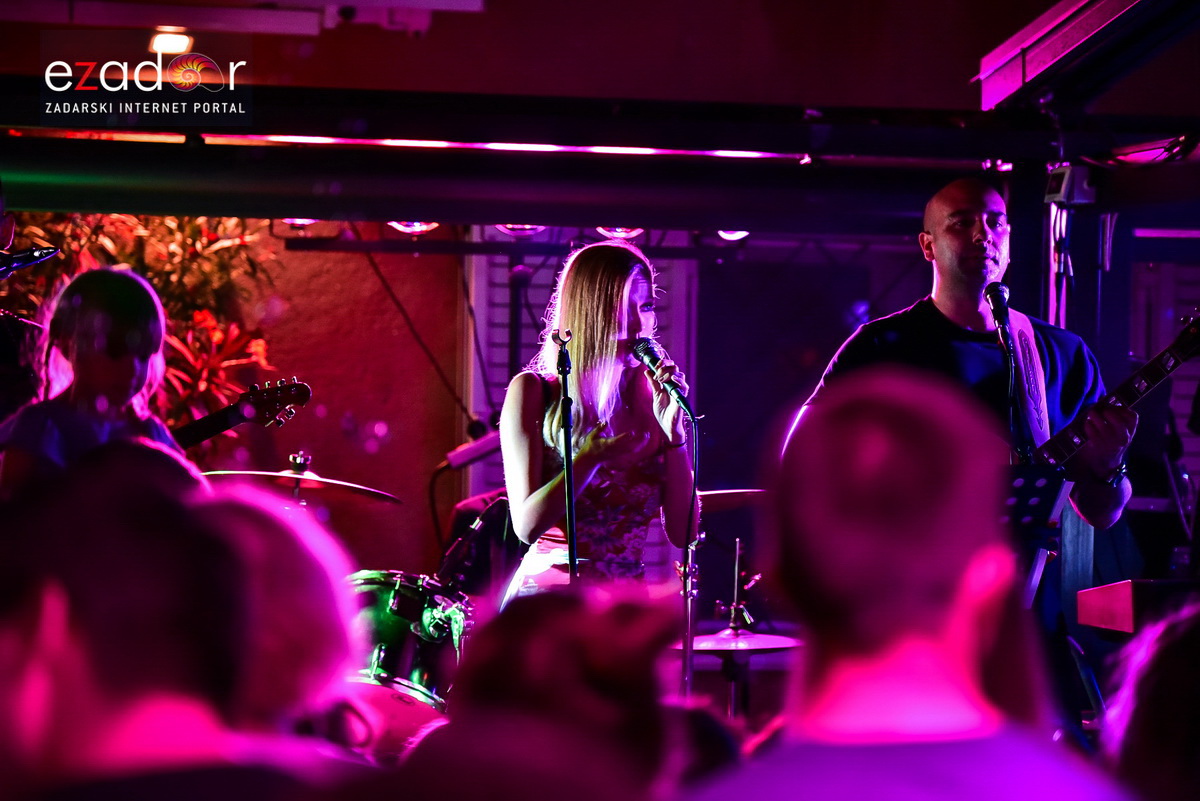 Domenica @ Kult Caffebar