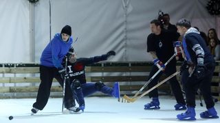 Zadarski hokejaši izazvali su splitske te su se sastali na zadarskom Forumu kako bi odigrali prijateljsku utakmicu.  Photo: Filip Brala/PIXSELL