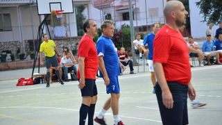 U povodu blagdana Kraljice Mira u Stanovima odigrana utakmica između liječnika i predstavnika Gradske uprave, Foto: Iva Perinčić