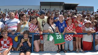 Modrić, Vrsaljko, Subašić i Livaković odali počast preminulom suigraču i prijatelju Hrvoju