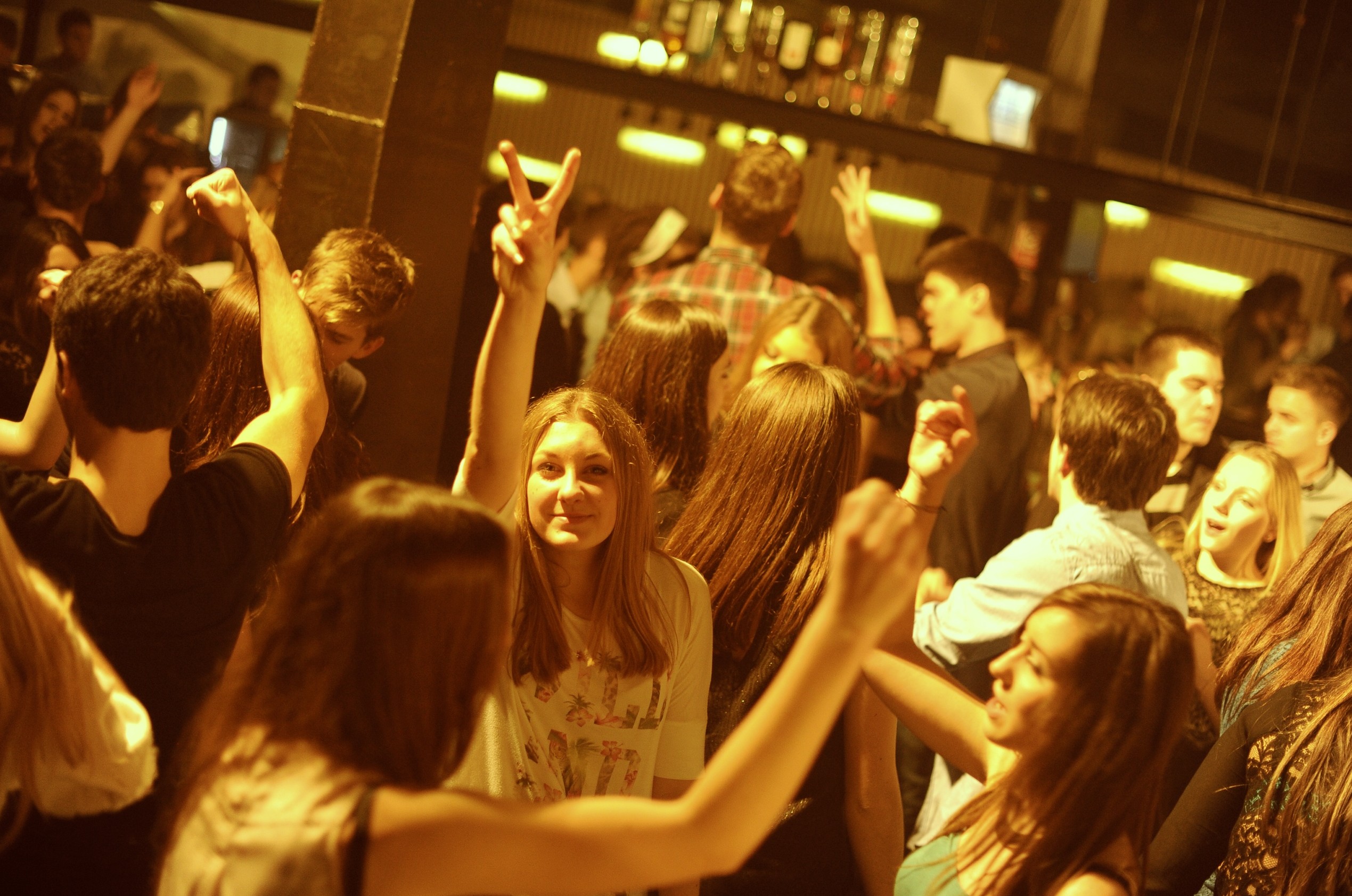 Spektar party u Aquarius klubu