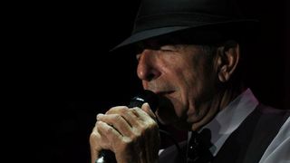 02.08.2013., Pula – Kanadski kantautor Leonard Cohen odrzao je koncert u prepunoj puslkoj Areni. Photo: Dusko Marusic/PIXSELL 02.08.2013., Pula – Kanadski kantautor Leonard Cohen odrzao je koncert u prepunoj puslkoj Areni. Photo: Dusko Marusic/PIXSELL