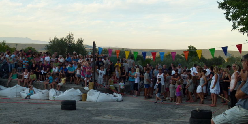 1. Otočko natjecanje u praćan, Neviđane 1. Otočko natjecanje u praćan, Neviđane