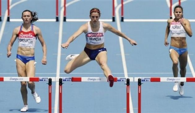 Zuzana Hejnova, Elena Churakova i Nikolina Horvat // AP Photo