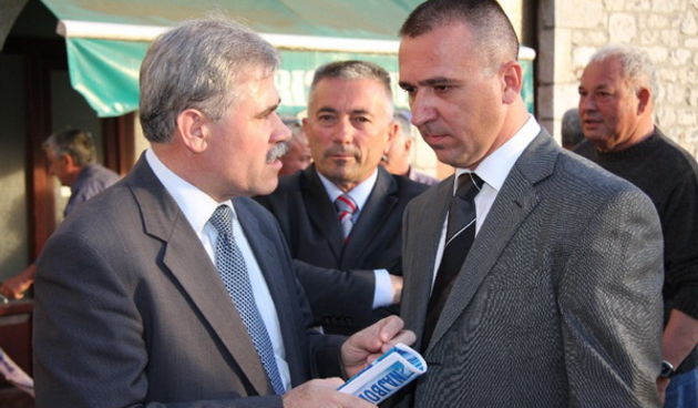 Predizborni skup HDZ-a u Sukosanu