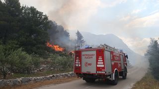 Požar na padinama Biokova Požar na padinama Biokova