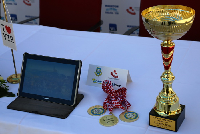 Na zadarskom Narodnom trgu najavljen Virski maraton 2016. Foto: Kažimir Škrbić/Virski list Na zadarskom Narodnom trgu najavljen Virski maraton 2016. Foto: Kažimir Škrbić/Virski list