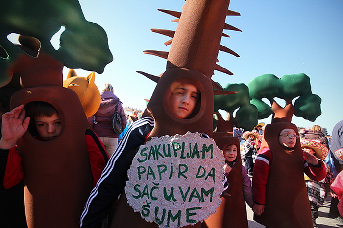 Karnevalić Radija 057, 16. veljače 2012, Foto: Saša Čuka Karnevalić Radija 057, 16. veljače 2012, Foto: Saša Čuka