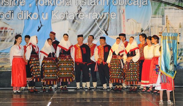 5. Večer pisme, folklora i starih običaja “Dođi diko u Kotare ravne”-Zemunik 2013