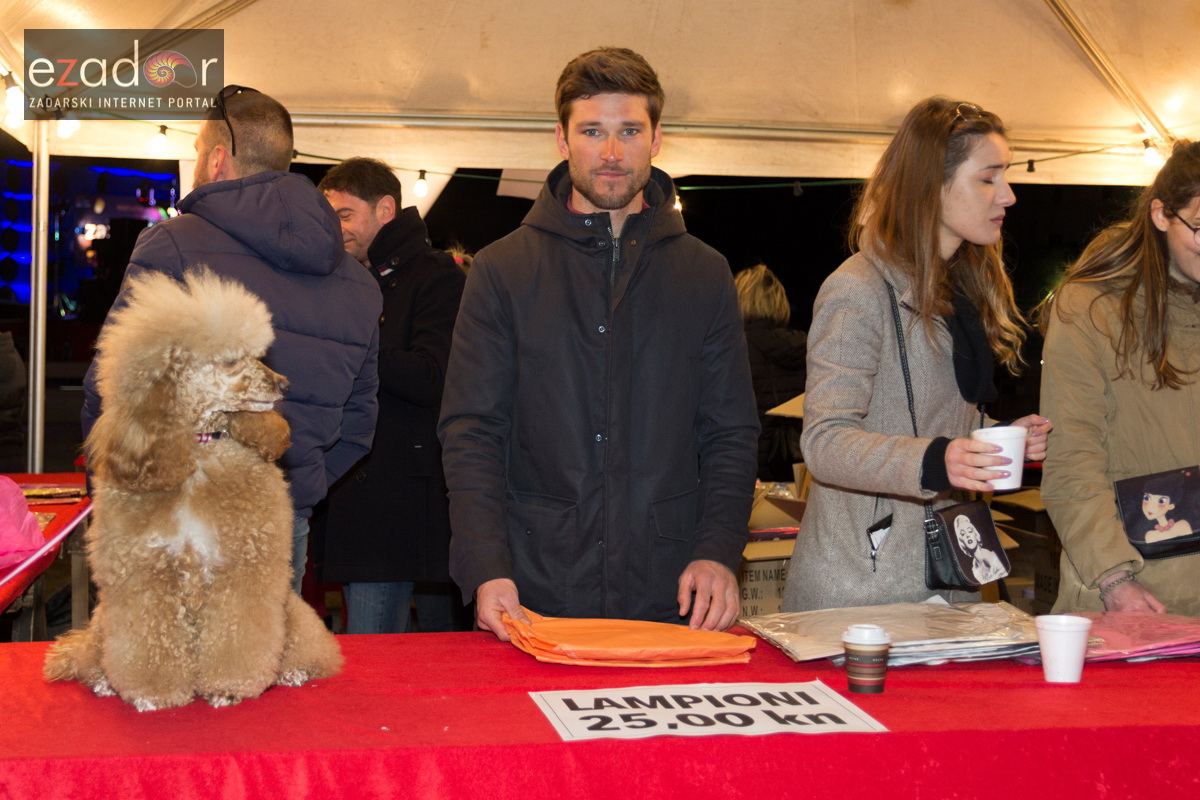 Humanitarni svjetlosni spektakl “Zaželi ljubav” na zadarskom Forumu, 18. veljače 2017. Humanitarni svjetlosni spektakl “Zaželi ljubav” na zadarskom Forumu, 18. veljače 2017.