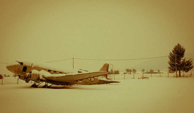 Priča zaboravljenog aviona u Otočcu, foto: Leo Banic