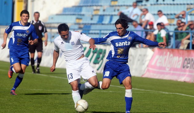 Zadar, 050512. Stadion Stanovi. MAXtv Prva liga. Nogometna utakmica NK Zadar – NK Karlovac. Na slici igrac Zadra Luka Begonja.Foto: Jure Miskovic / CROPIX