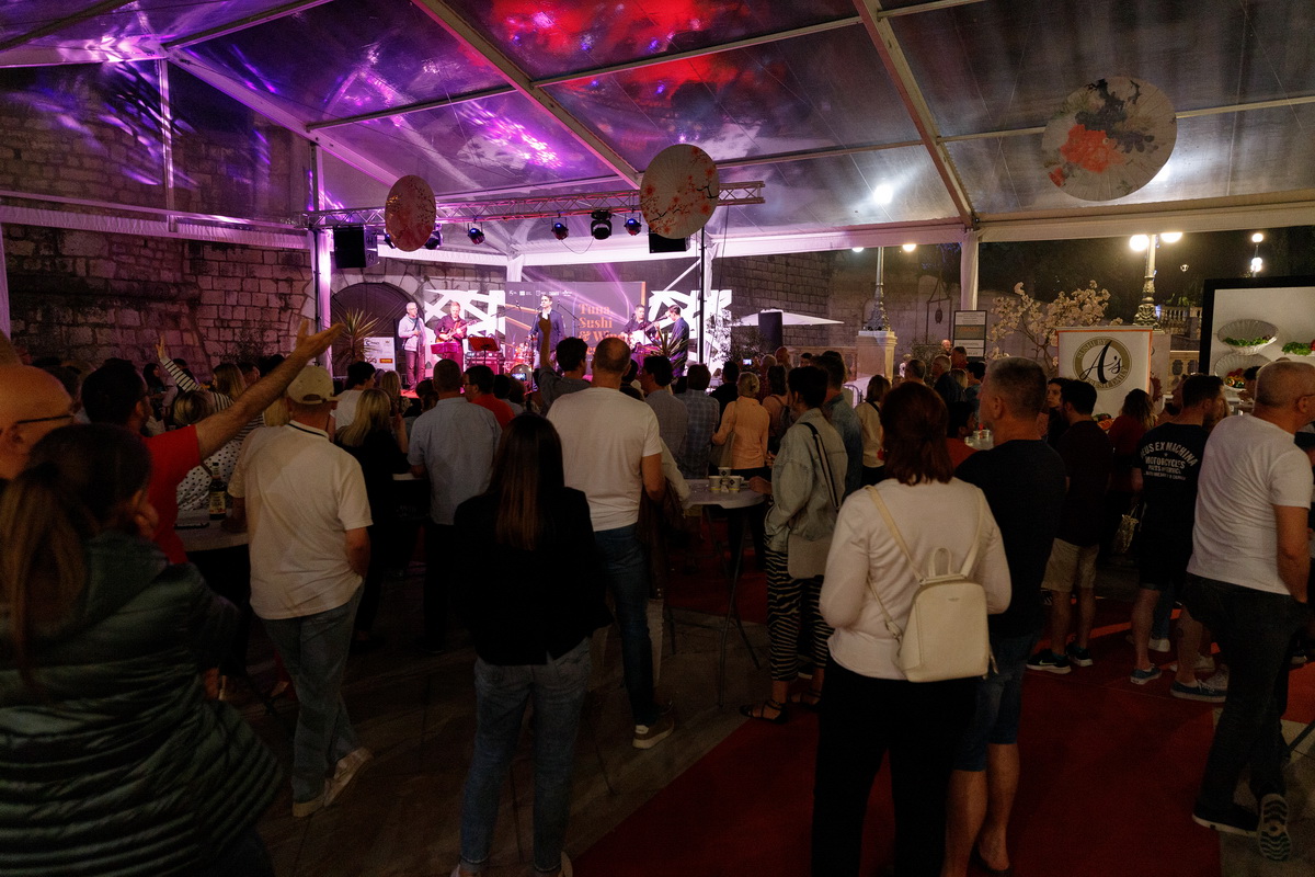 Prva večernja “fešta od rib'” Tuna, Sushi & Wine Festivala