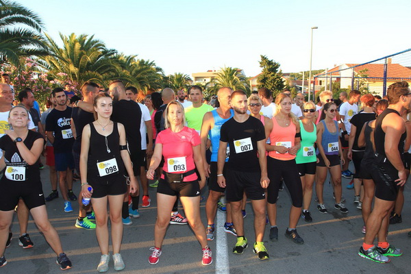 1. Bibinje Summer Run – ulična utrka ulicama Bibinja. Foto. Leo Banić 1. Bibinje Summer Run – ulična utrka ulicama Bibinja. Foto. Leo Banić