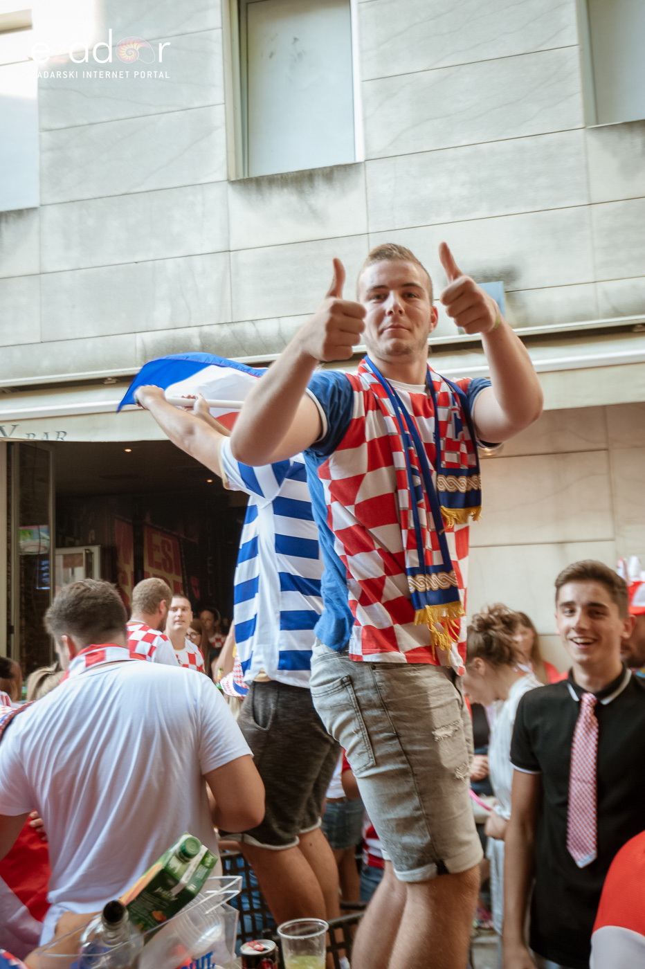 Navijačko ludilo u Zadru za vrijeme i nakon finala Svjetskog prvenstva Navijačko ludilo u Zadru za vrijeme i nakon finala Svjetskog prvenstva