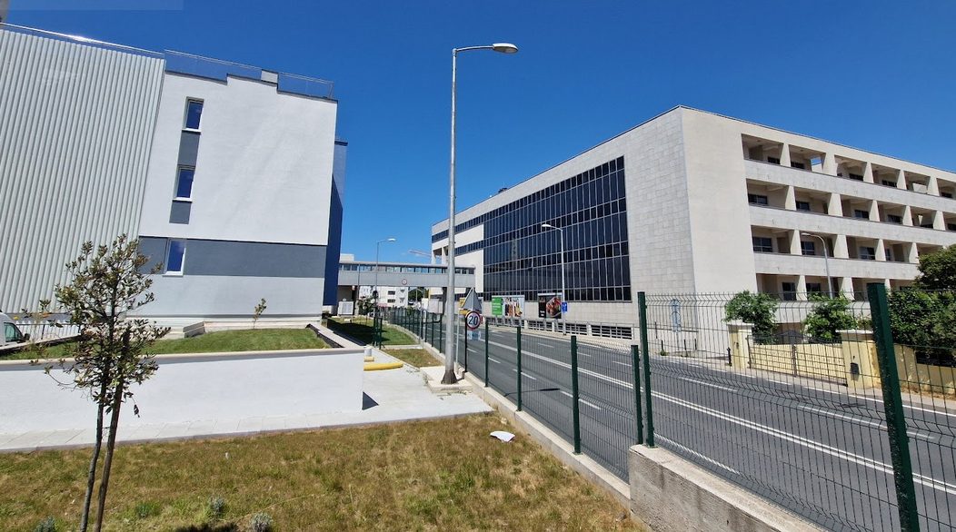 Zgrada dnevnih bolnica, Poliklinika