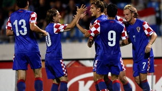 Bratislava, Slovacka, 110810.
Stadion Pasienky.
Medjunarodna  prijateljska nogometna utakmica 
Slovacka – Hrvatska
Na fotografiji: slavlje igraca hrvatske reprezentacije, Gordon Schildenfeld, Luka Modric, Nikica Jelavic, Eduardo i Ivan Rakitic.
Foto: Rona