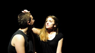 Artikultura: Predstava “Etsilazak” Teatra Verdi, Foto: Ivan Dilber Artikultura: Predstava “Etsilazak” Teatra Verdi, Foto: Ivan Dilber