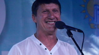 Virsko ljeto 2016: Tomislav Bralić i klapa Intrade oduševili 12 tisuća obožavatelja na virskoj rivi Virsko ljeto 2016: Tomislav Bralić i klapa Intrade oduševili 12 tisuća obožavatelja na virskoj rivi