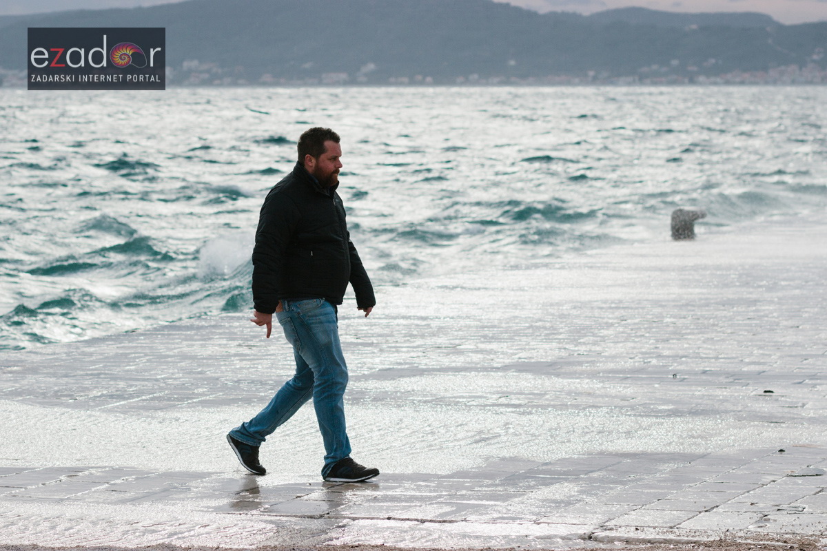 Đir po gradu, četvrtak 27. prosinca 2017. Đir po gradu, četvrtak 27. prosinca 2017.