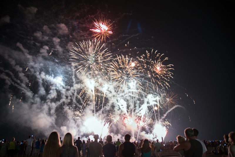 Dvadeset tisuća posjetitelja na Biogradskoj noći, foto: Vinko Pešić Dvadeset tisuća posjetitelja na Biogradskoj noći, foto: Vinko Pešić