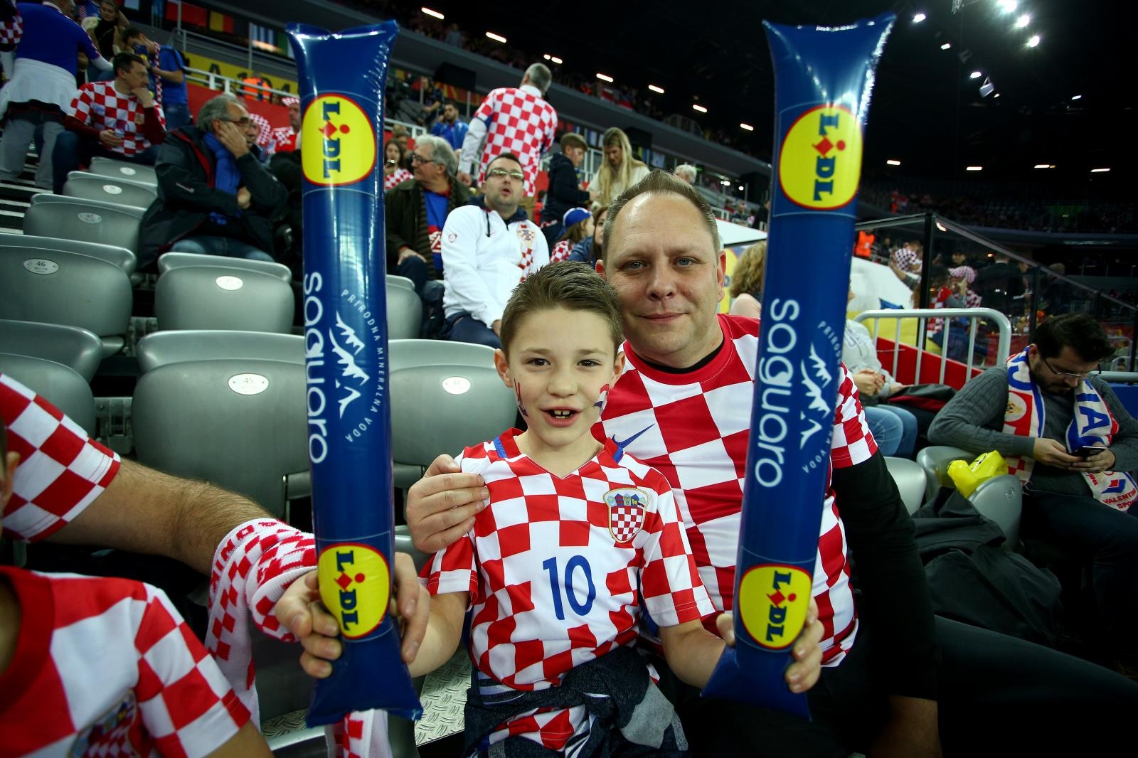 Hrvatski navijači Hrvatski navijači