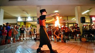 Performeri Saraswati na KalelargArt-u ; foto Iva Perinčić Performeri Saraswati na KalelargArt-u ; foto Iva Perinčić