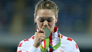 PI Rio de Janeiro, ceremonija dodjele medalja u ženskom disku: zlatnu medalju osvojila je Sandra Perković. Photo: Igor Kralj/PIXSELL PI Rio de Janeiro, ceremonija dodjele medalja u ženskom disku: zlatnu medalju osvojila je Sandra Perković. Photo: Igor Kralj/PIXSELL