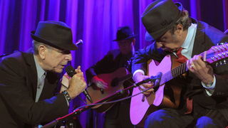 Zagreb, 250710.
Arena Zagreb, Leonar Cohen odrzao je koncert u zagrebu.
Na slici: Leonard Cohen.
Foto: Damir Krajac / CROPIX