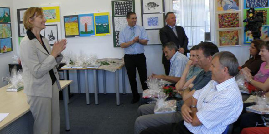 Katuša i Erstić dodjeljuju priznanja izvrsnim učenicima