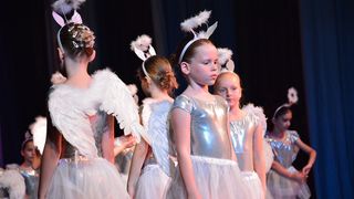 Plesna udruga Gesta: Bajka.hr