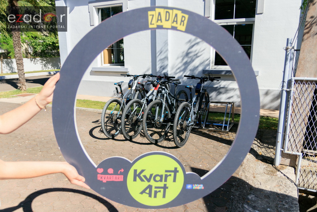 KvartArt: Poslijepodnevne subotnje aktivnosti i večernji koncert Miroslava Tadića