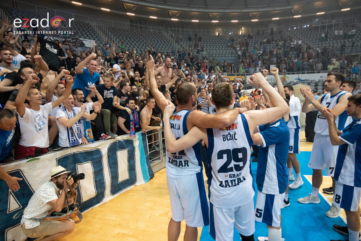Polufinale doigravanja HT Premijer lige, 1. utakmica: KK Zadar – KK Cibona 89-78