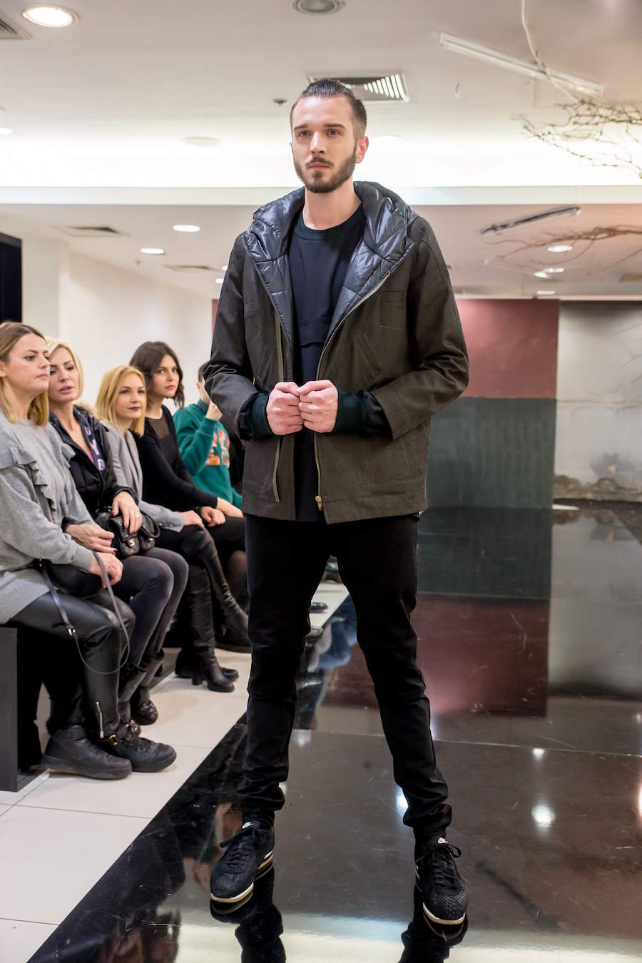 Urbana moda s potpisom Jet Lega dizajnerice Jasmine Arnautović Urbana moda s potpisom Jet Lega dizajnerice Jasmine Arnautović