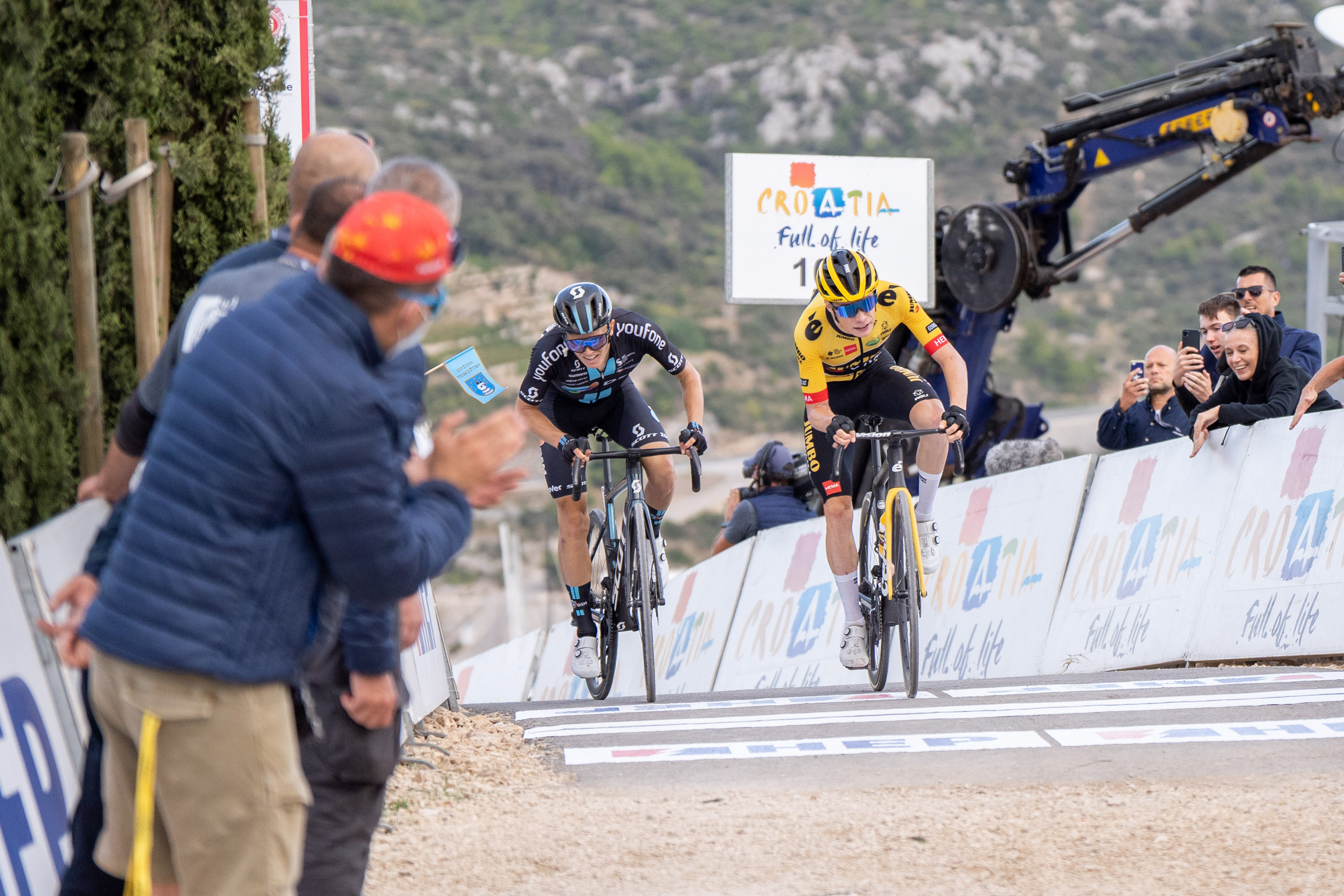 CRO RACE – Treća etapa od Sinja do Primoštena u dužini od 157 kilometara