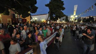 Biograd na Moru: Kilometarska štrudla za Guinnessa, Foto: Dino Stanin/PIXSELL