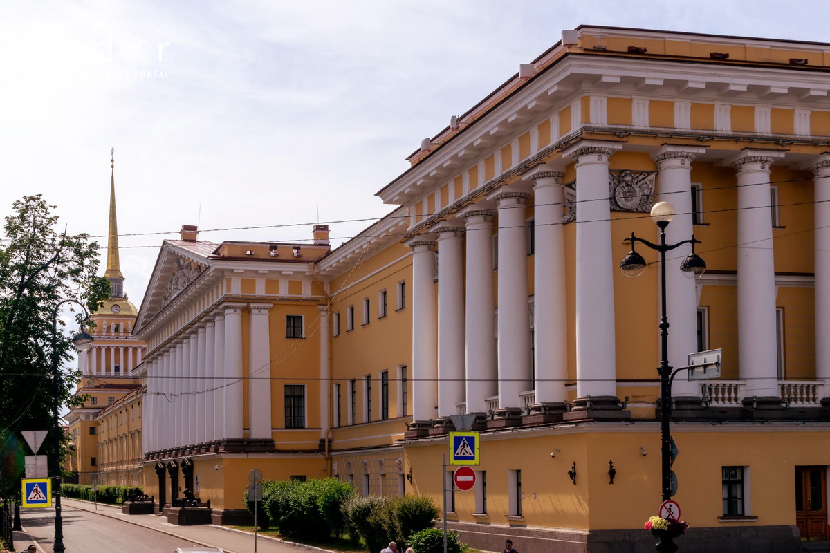 Đir po čudesno lijepom St. Petersburgu Đir po čudesno lijepom St. Petersburgu