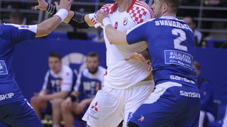 Vrsac, 160112.
Europsko prvenstvo u rukometu u Srbiji.
Prvo kolo, utakmica izmedju Hrvatske i Islanda.
Na slici: Igor Vori.
Foto: Drazen Aleksic / CROPIX Vrsac, 160112.
Europsko prvenstvo u rukometu u Srbiji.
Prvo kolo, utakmica izmedju Hrvatske i Islanda.
Na slici: Igor Vori.
Foto: Drazen Aleksic / CROPIX