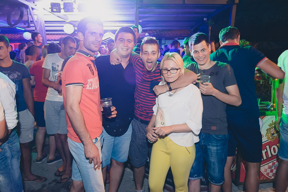 Turanjska fešta u Menfisto baru, 16.7.2015. (foto: Ivan Toman) Turanjska fešta u Menfisto baru, 16.7.2015. (foto: Ivan Toman)