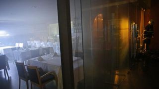 Vatrogasci na intervenciji u Restoranu Foša, Foto: Filip Brala/PIXSELL