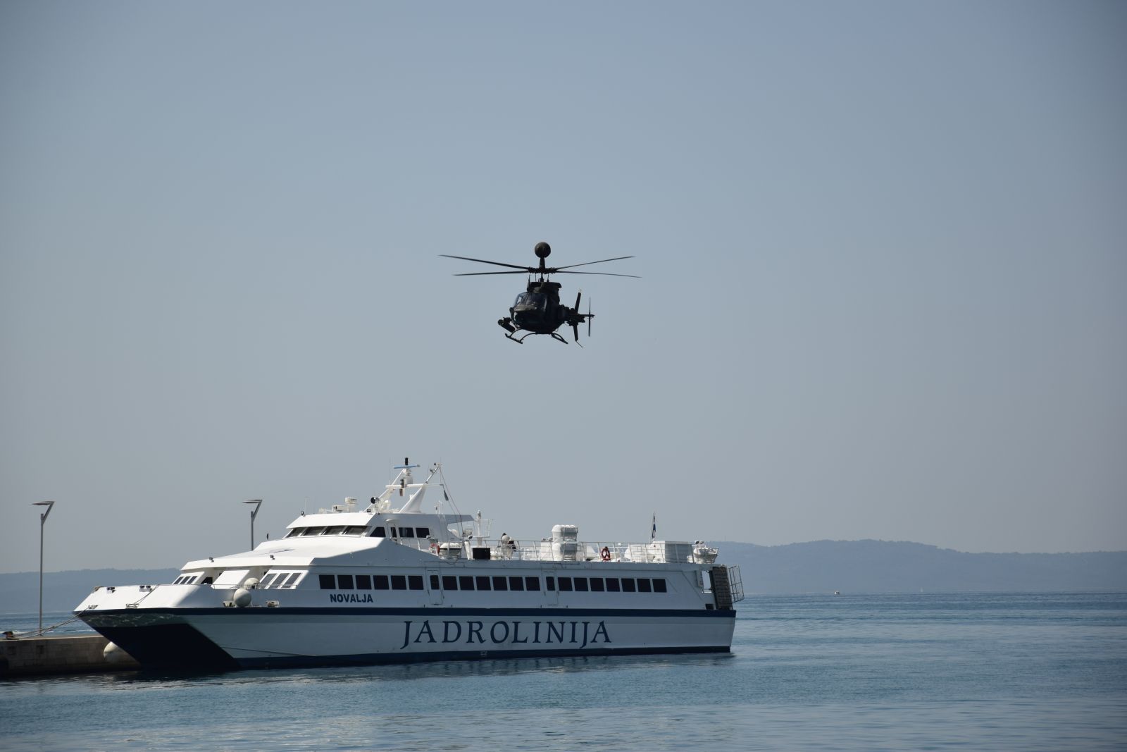 RTOP Vukovar i Kiowa Warrior na splitskoj rivi RTOP Vukovar i Kiowa Warrior na splitskoj rivi