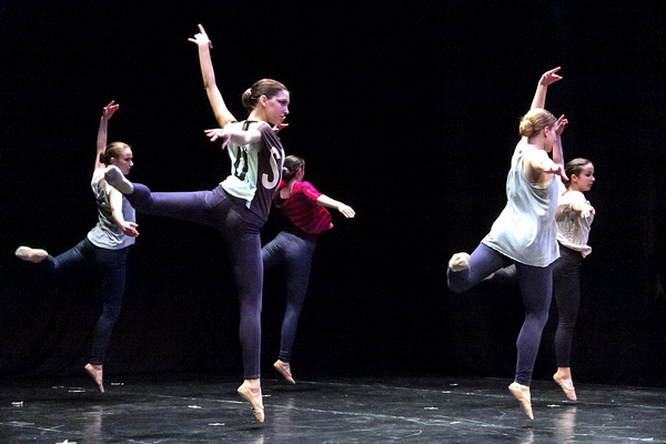 Baletna udruga Pirueta: Broadway, Foto: Mladen Radolović Mrlja Baletna udruga Pirueta: Broadway, Foto: Mladen Radolović Mrlja