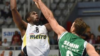 Zadar Dogus Basketball Tournament: Fenerbahçe Ülker – Darüşşafaka Doğuş 62-59, Foto: Dino Stanin/PIXSELL Zadar Dogus Basketball Tournament: Fenerbahçe Ülker – Darüşşafaka Doğuş 62-59, Foto: Dino Stanin/PIXSELL