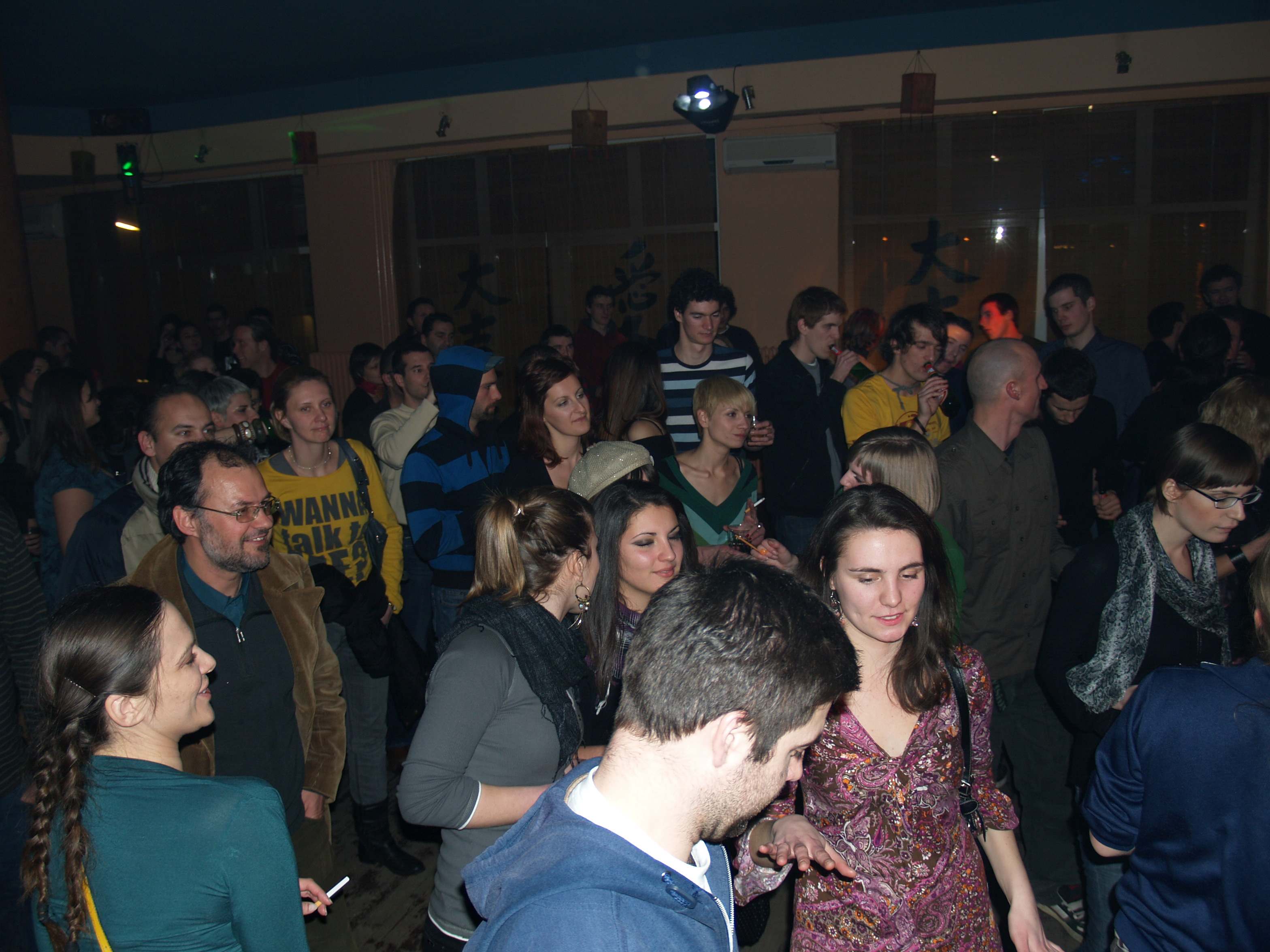 Letu štuke u Maya pub-u Letu štuke u Maya pub-u