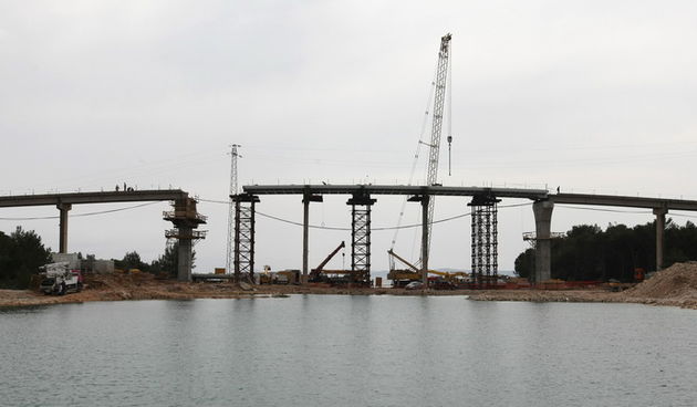 Most iznad kanala Mali Ždrelac, Vladimir Ivanov / CROPIX
