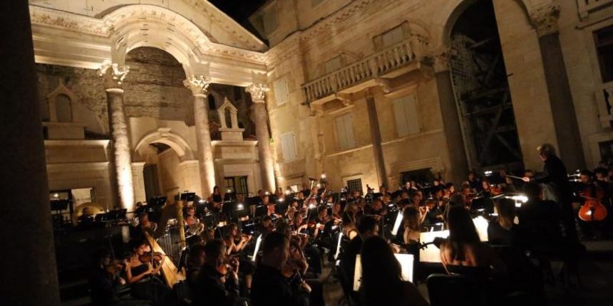 Zavrseno 60. Splitsko ljeto. Photo: Ivo Cagalj/PIXSELL Zavrseno 60. Splitsko ljeto. Photo: Ivo Cagalj/PIXSELL