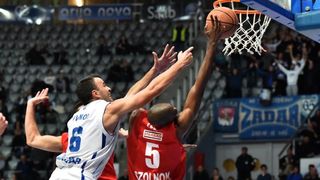 22. kolo ABA lige: Zadar – Szolnoki Olaj 71-64. Photo: Dino Stanin/PIXSELL 22. kolo ABA lige: Zadar – Szolnoki Olaj 71-64. Photo: Dino Stanin/PIXSELL